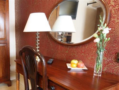Hotel The Crown At Marnhull Sturminster Newton Esterno foto
